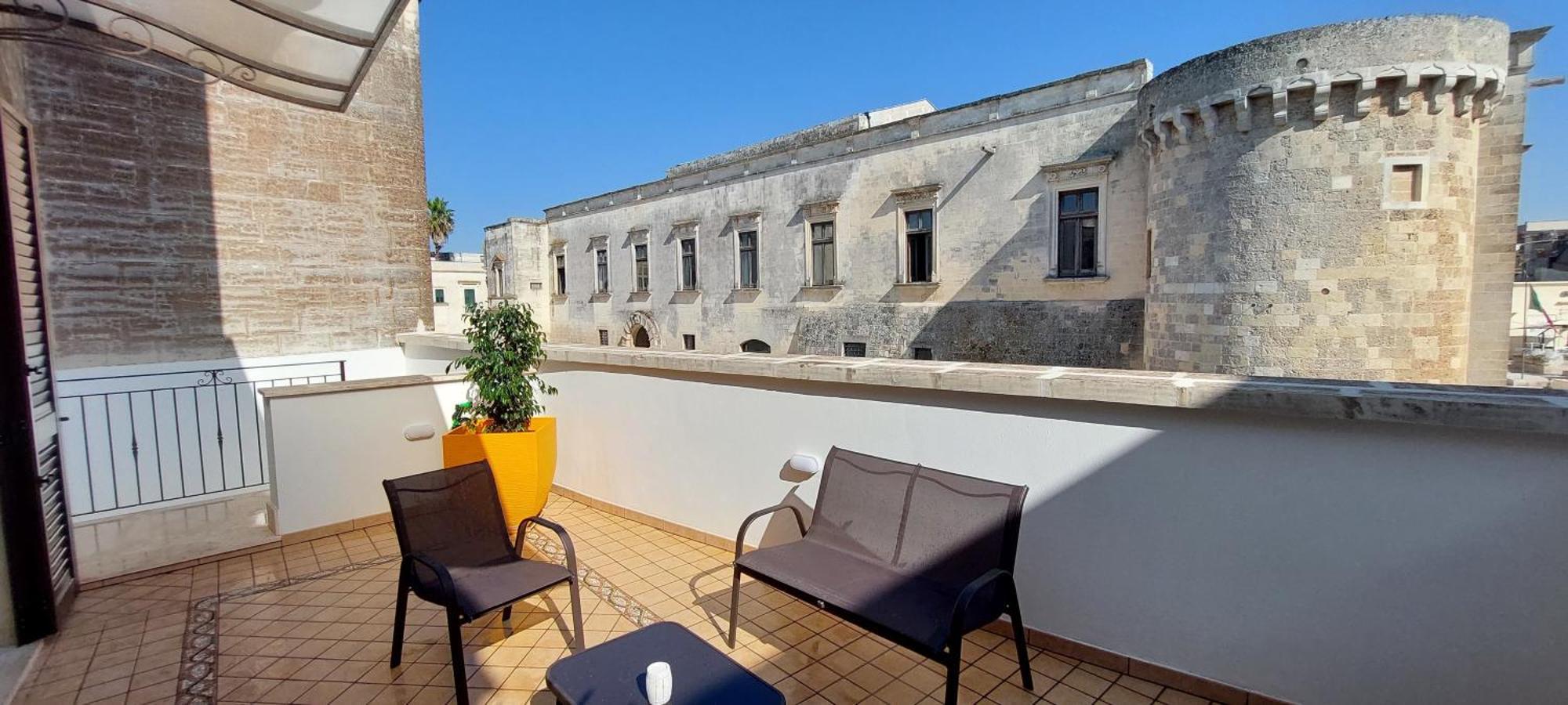 Casa Vacanze Fronte Castello Martano Εξωτερικό φωτογραφία